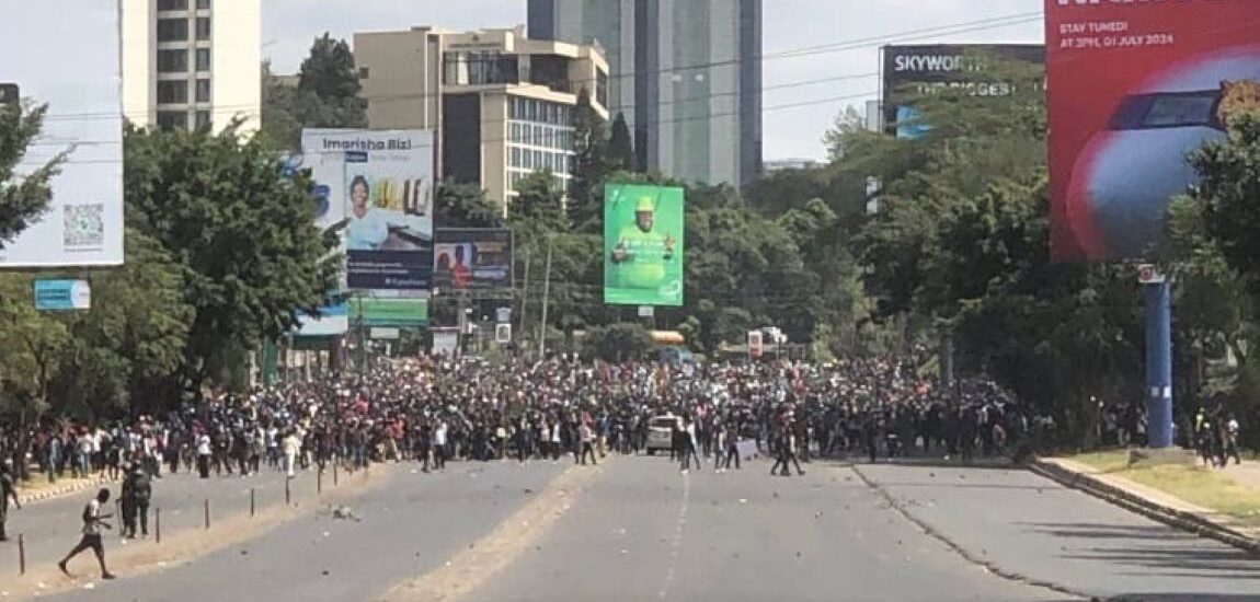 Tausende gingen in Kenia auf die Straße, um gegen geplante Steuerreformen zu protestieren